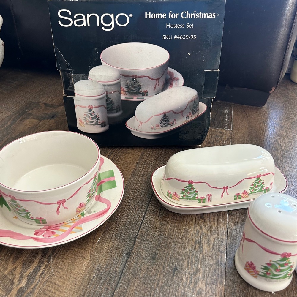 Sango Home for Christmas Hostess Set Butter Dish Gravy Boat Shakers 4829-95